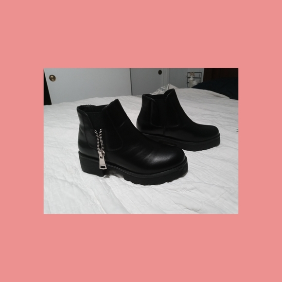 Platform Boots - Picture 3 of 3